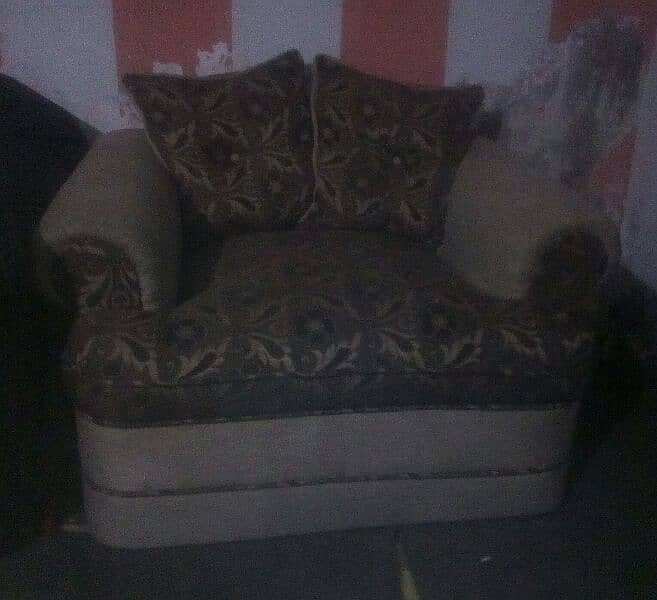 5 seter sofa for sale/03235751358 2