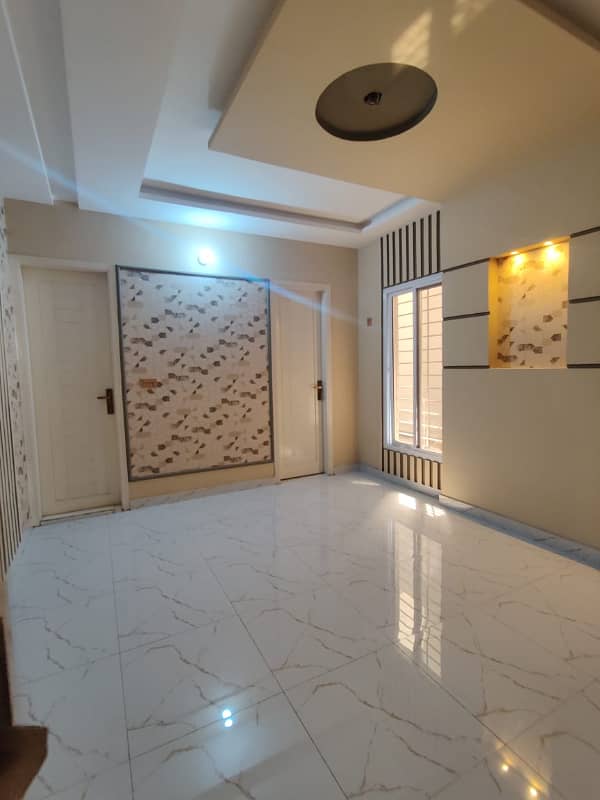 You Can Find A Gorgeous Upper Portion For sale In Gulshan-e-Iqbal - Block 7 9