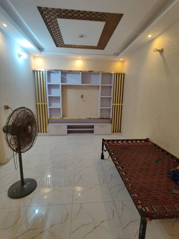 You Can Find A Gorgeous Upper Portion For sale In Gulshan-e-Iqbal - Block 7 10