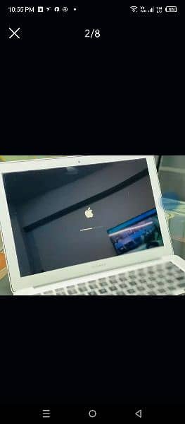 Apple Mac book 1