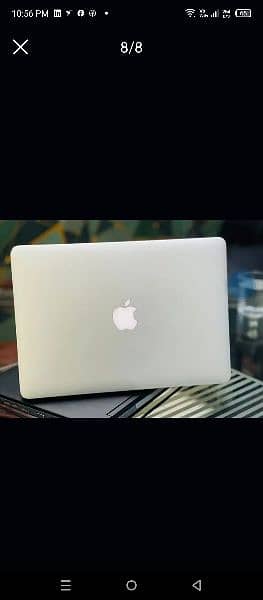 Apple Mac book 7