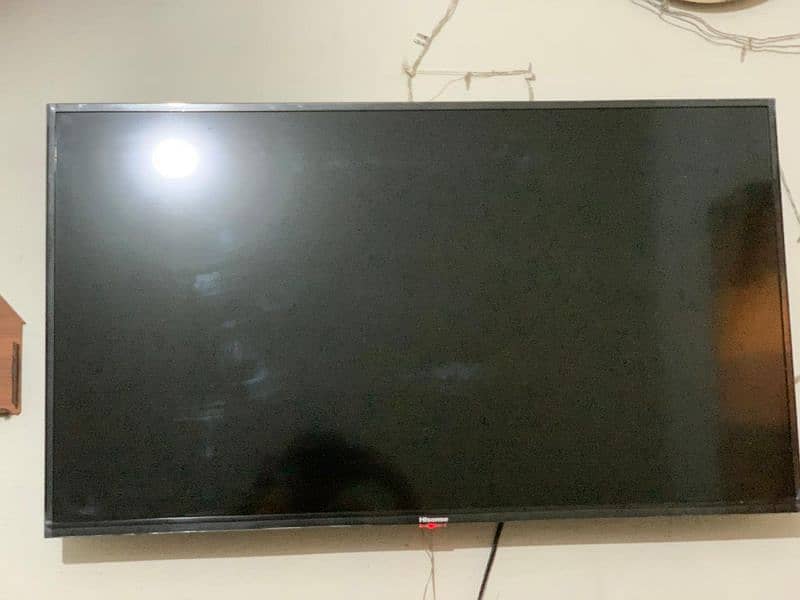 Hisense Android TV untouch 44 inch 2