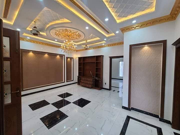 Brand new 10 Marla Beautifully Designed spanish House for Rent in DHA Phase 8 Ex Air Avenue 1