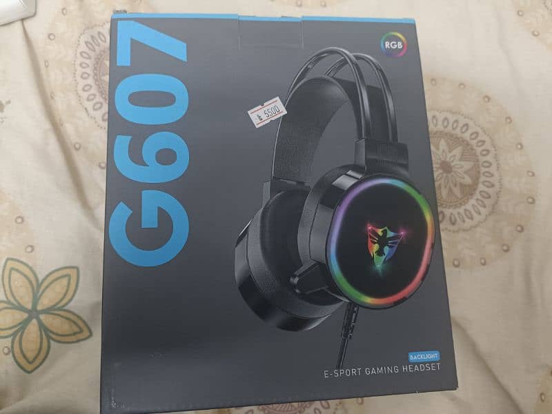 Logitech G607(wired) and Boost Pulse(Wireless) headsets 8