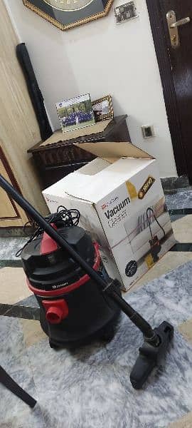 Dawlance Vacuum cleaner 1