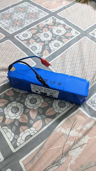 Lithium Ion Battery 12v 6 Ah 10