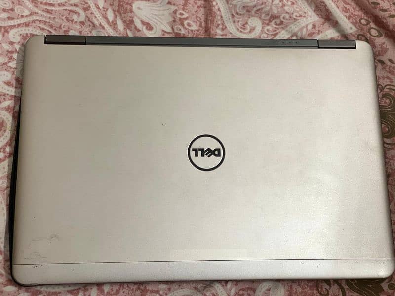 Dell latitude E7240 core i5- 4310u 1