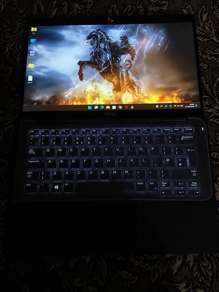 Dell Latitude 7390 i7 8th Generation 1