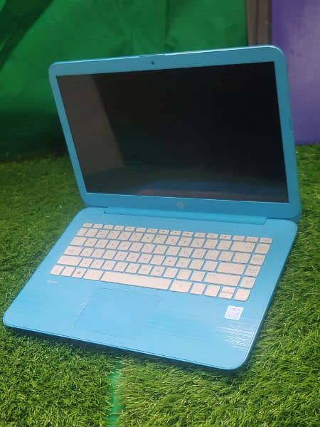 Hp Stream 14 Slimmest Laptop new condition 2