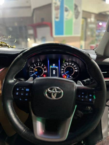 Toyota Fortuner 2.7 VVTI 3