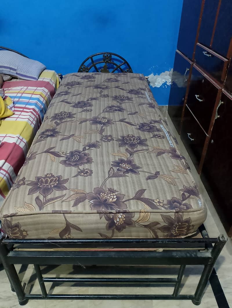 Single Bed & Spring Mattress 7