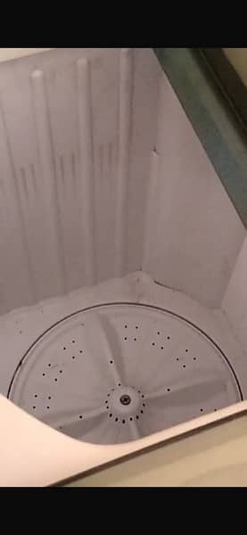 haier washing machine and dryer new condition 4