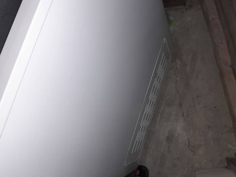 Freezer Haier Inverter 1