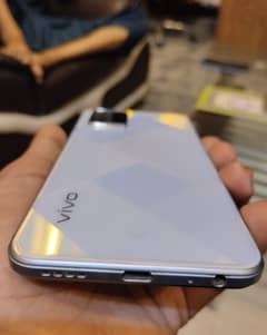 Selling Vivo Y21