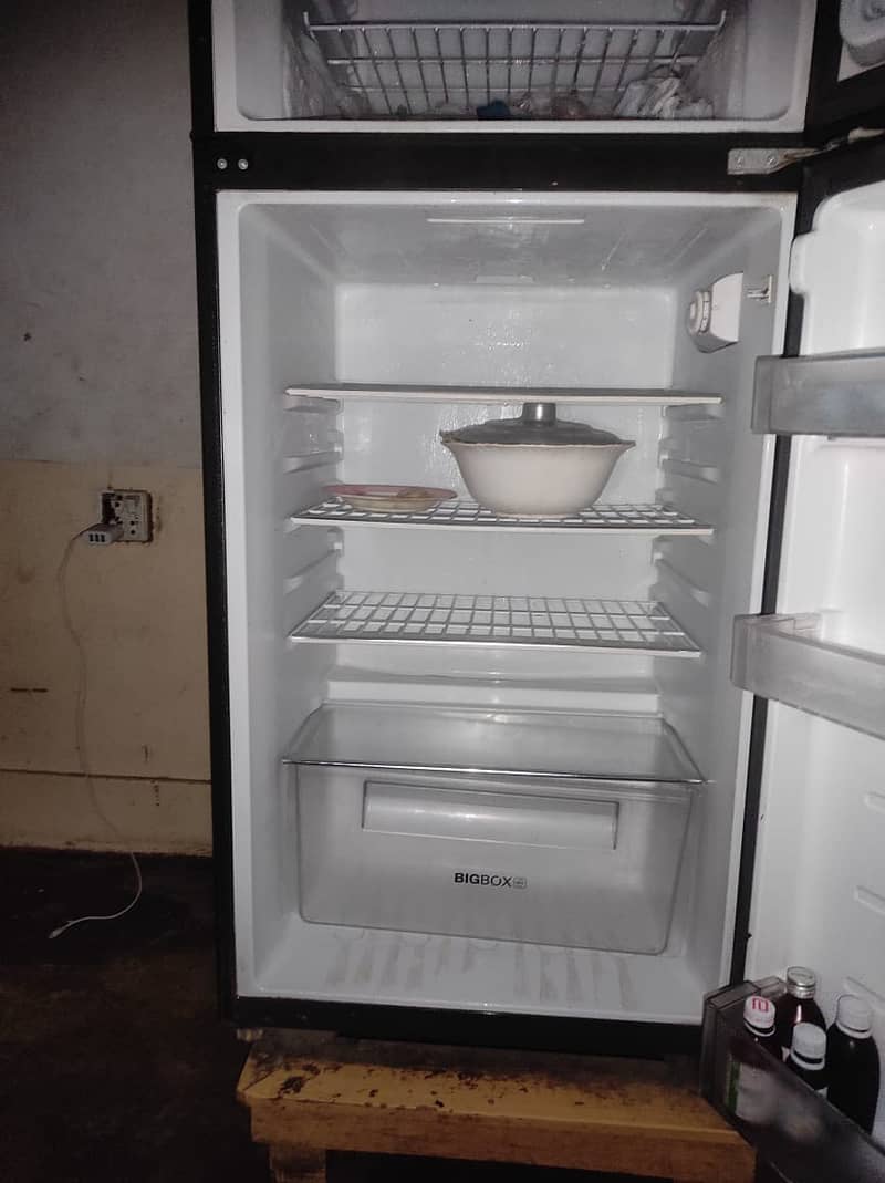 Haier glass door Refrigerator just like new 0