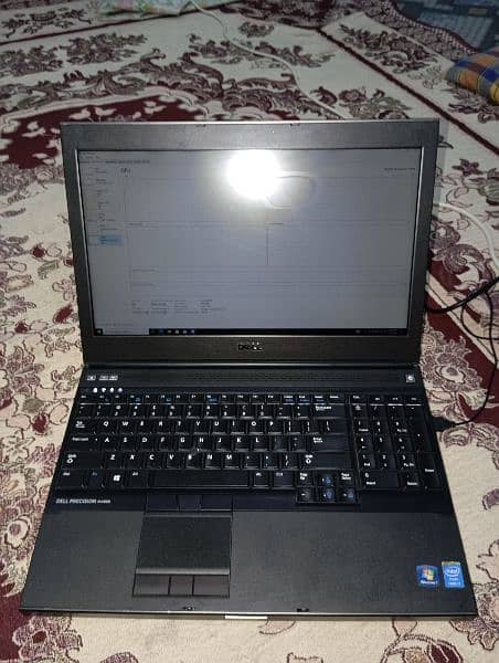 Dell precision M4800 16gb ram. 128ssd. 320 hdd, 0