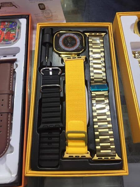 G9 Ultra Pro  Premium Gold Watch with Quality 3 Strap sealed packed 2