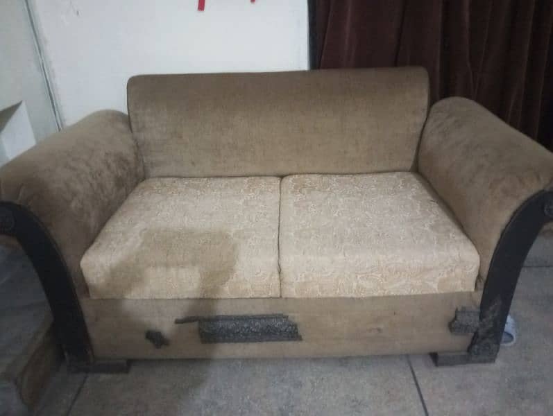 sofa for sale 0