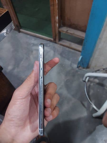 iphone X 64gb PTA approved 1