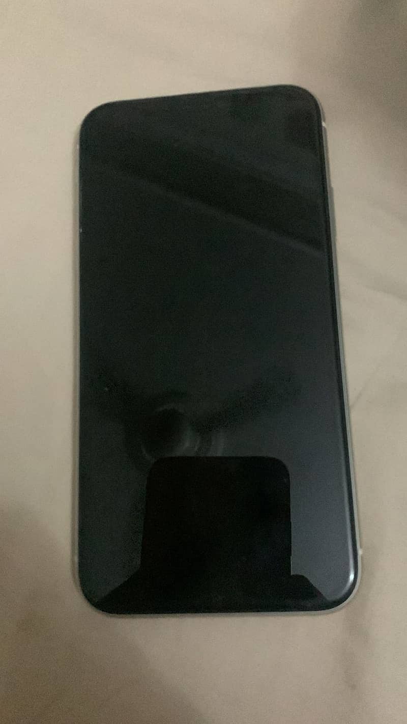 Iphone 11 64gb (White), BH 92%, All Original Parts 1