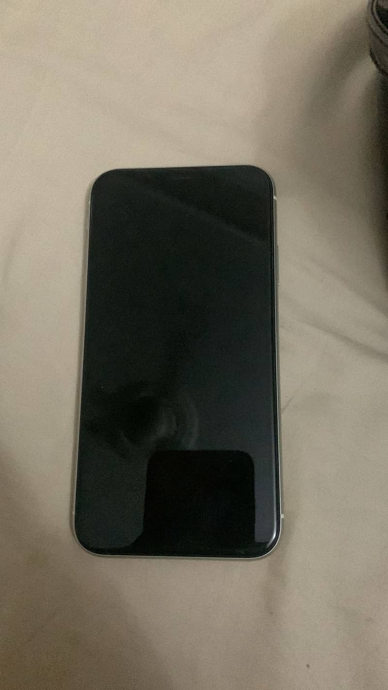 Iphone 11 64gb (White), BH 92%, All Original Parts 3