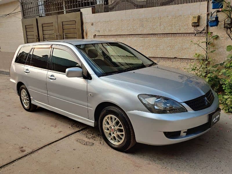 Mitsubishi Lancer 2007 in extemely outstanding condition. 16