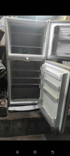 dwlance frige for sale