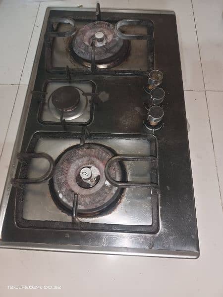 KITCHEN STOVE FOR SALE OK CONDATION 1