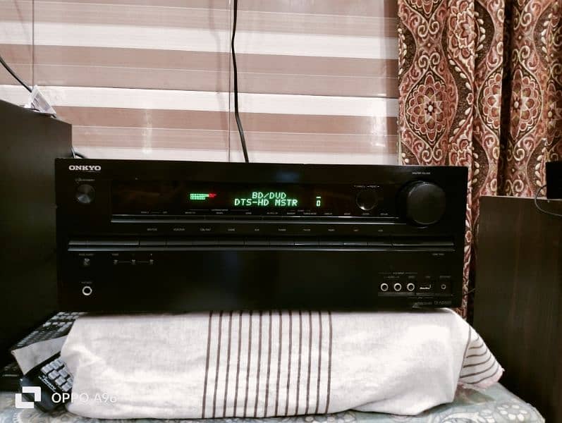 ONKYO Amplifier 2