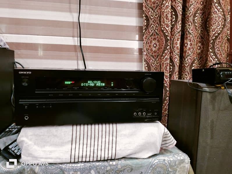 ONKYO Amplifier 10