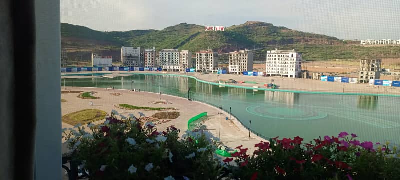 Main lake facing water dancing fountain apartment 9