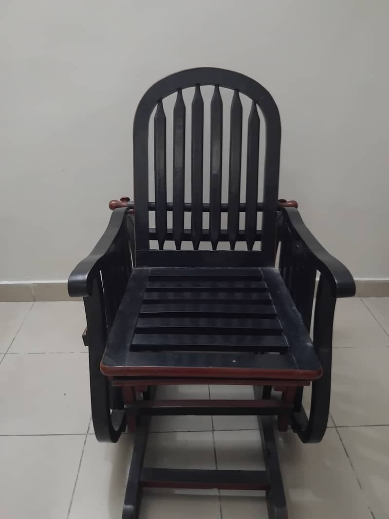 Vintage Rocking Chair For Sale 2