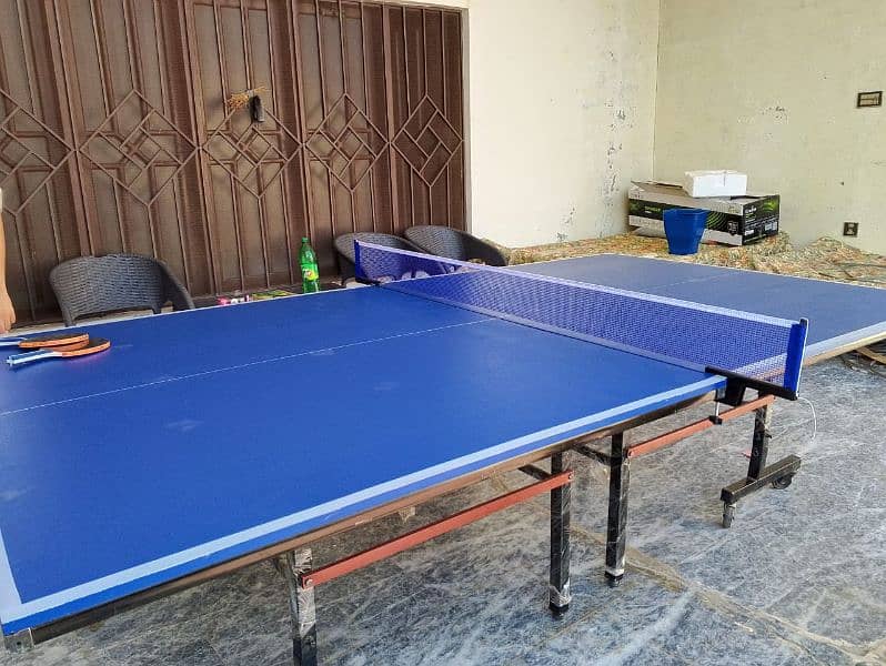 Table tennis table 0