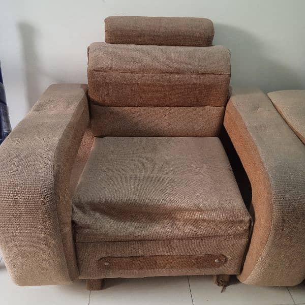 5 seater sofa set with tables 7