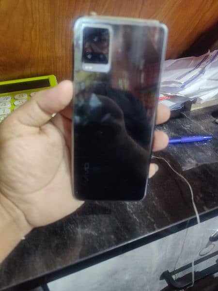 vivo v20  for sale koy masal nahe ha all ok 03284018374 7