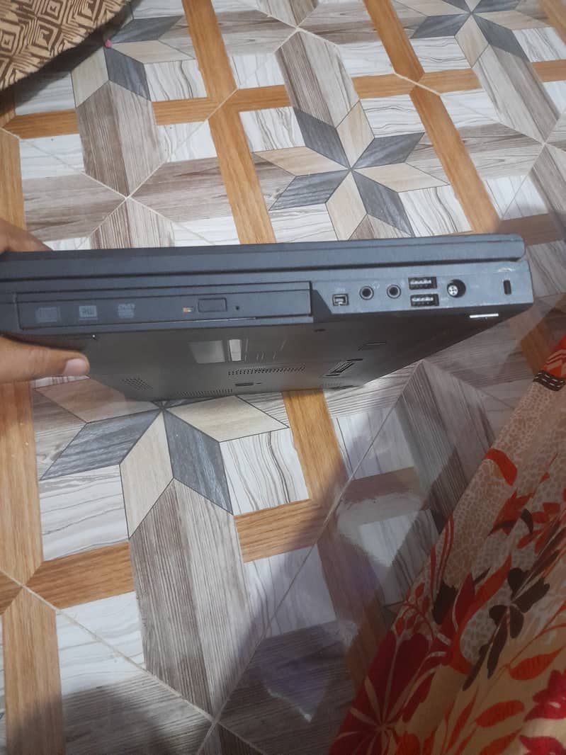 Dell laptop good condition no any fault 3