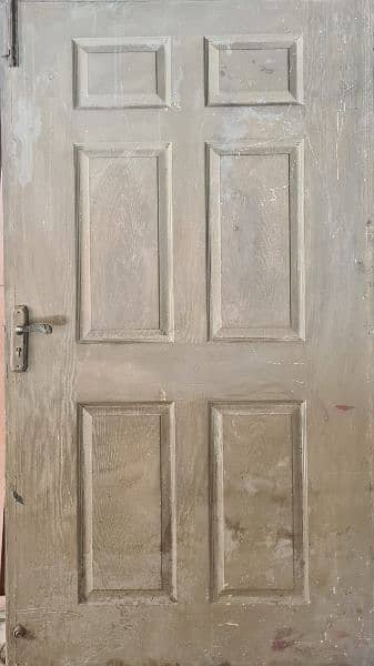 9/10 Condition plywood door - 3.5 ft ×6.5 ft 0