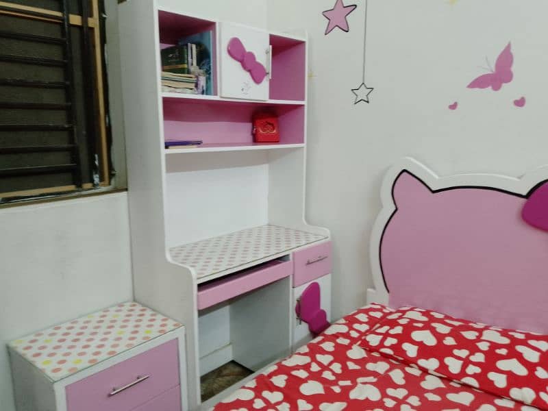 girls hello kitty furniture 4