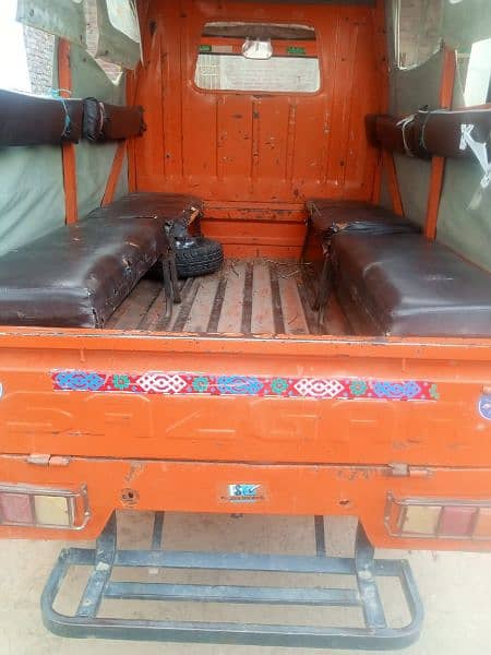 Sazgar rickshaw school van body 6