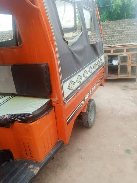 Sazgar rickshaw school van body 5