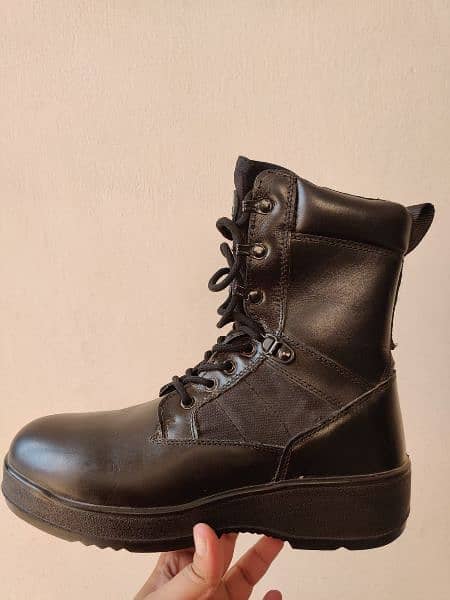 Black Tactical Shoes DMS for men 1