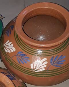 2 mud pots med / large no iessue urgent sale number03008871863 0