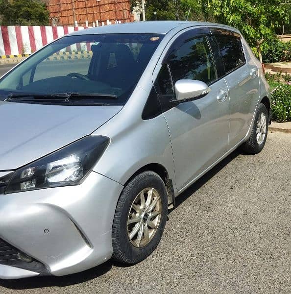 Toyota Vitz 2014/2018 4