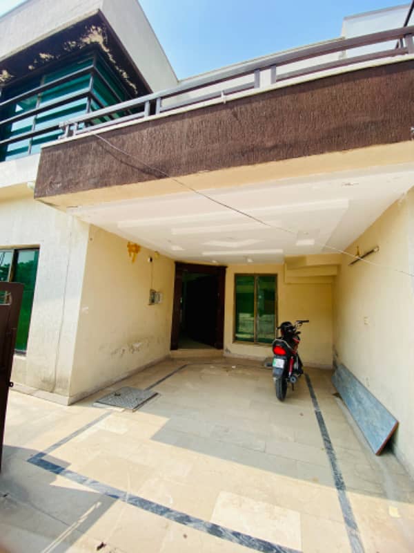 Used House For sale Safari home sector C Extension 3
