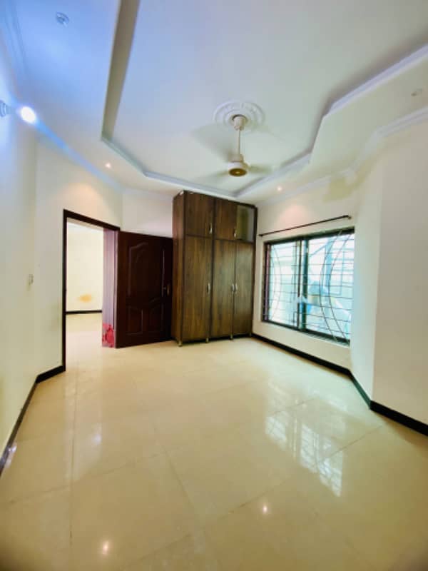 Used House For sale Safari home sector C Extension 10