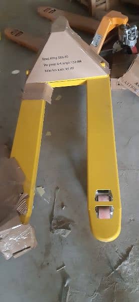 5 Ton Hand Pallet Trucks Trolleys Lifters forklifts for Sale in Karach 6