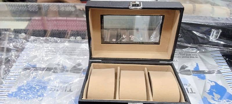 Watch BOXES For Sell In Wholesale price 15