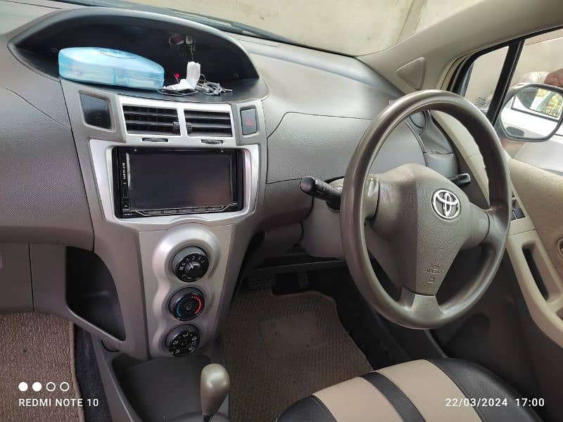 Toyota Vitz 2009 5