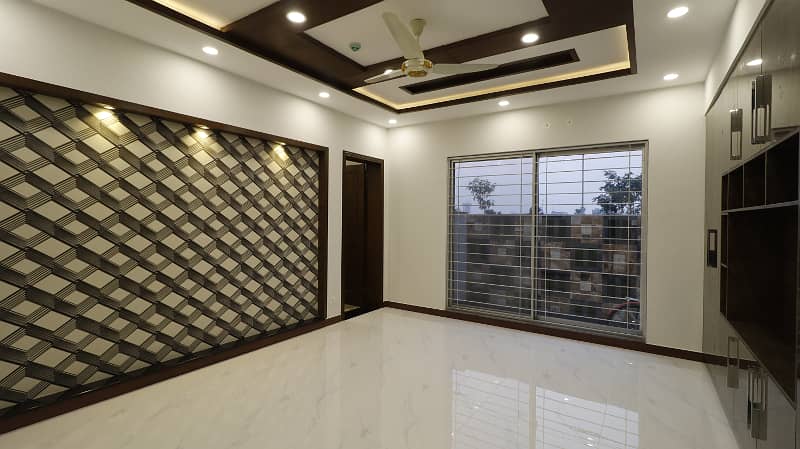 One Kanal House Available For Sale In DHA Phase 6 Block Lahore 26