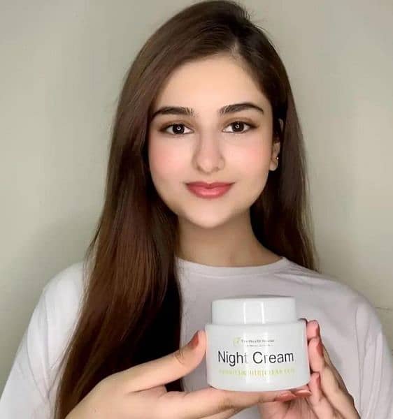 Skin whitening glowing and Anti aging Cream 0